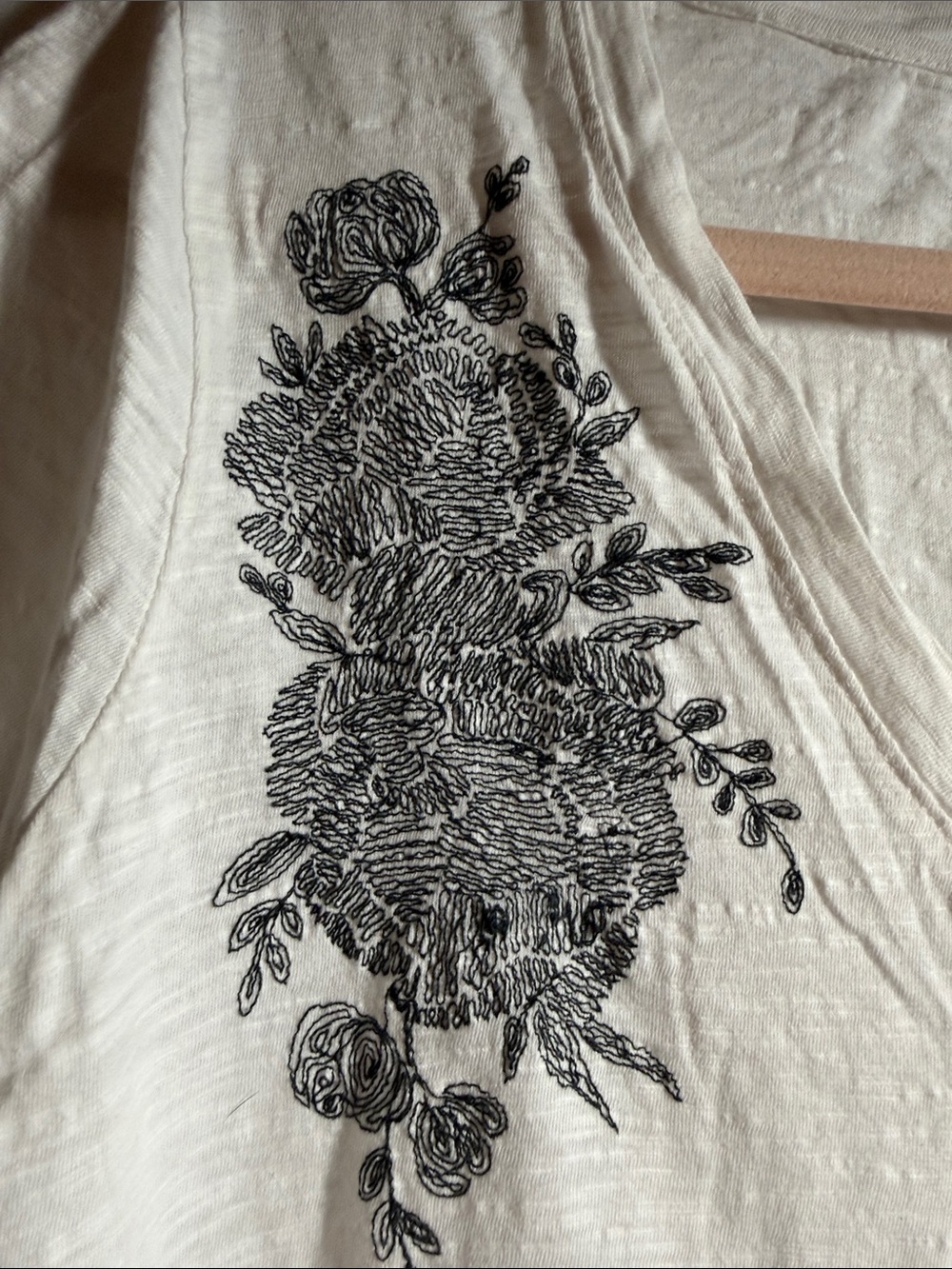 Lucky Brand Women's Ivory V-Neck Short Sleeve Tee with Black Floral Embroidery - Picture 4 of 8